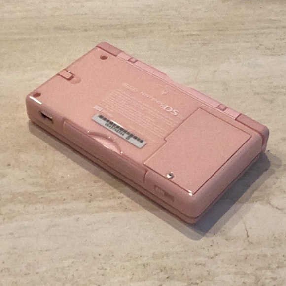 Nintendo DS Lite Console & Charger Coral Pink Handheld & Tetris Party DS Game - Picture 12 of 16